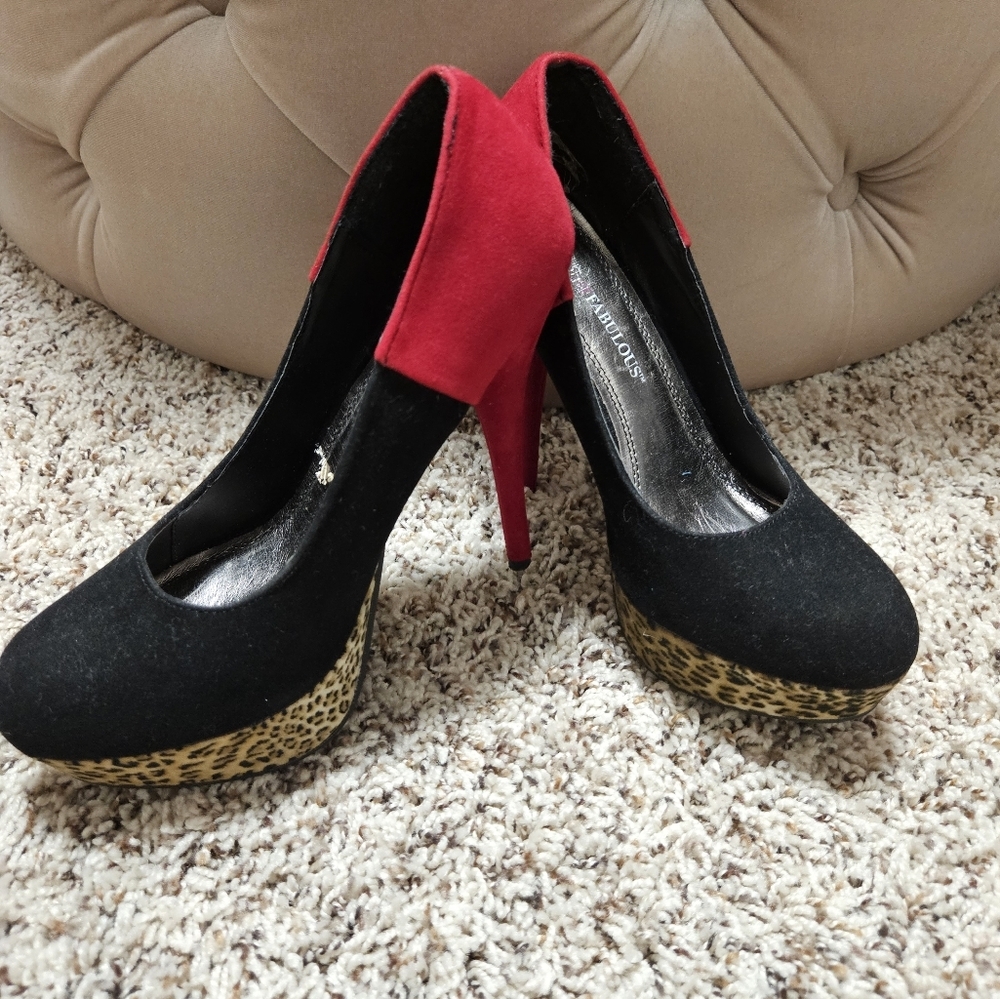 JustFab Leopard Print Platform Heels 👠